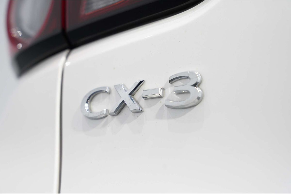 2023 Mazda CX-3 sTouring DK