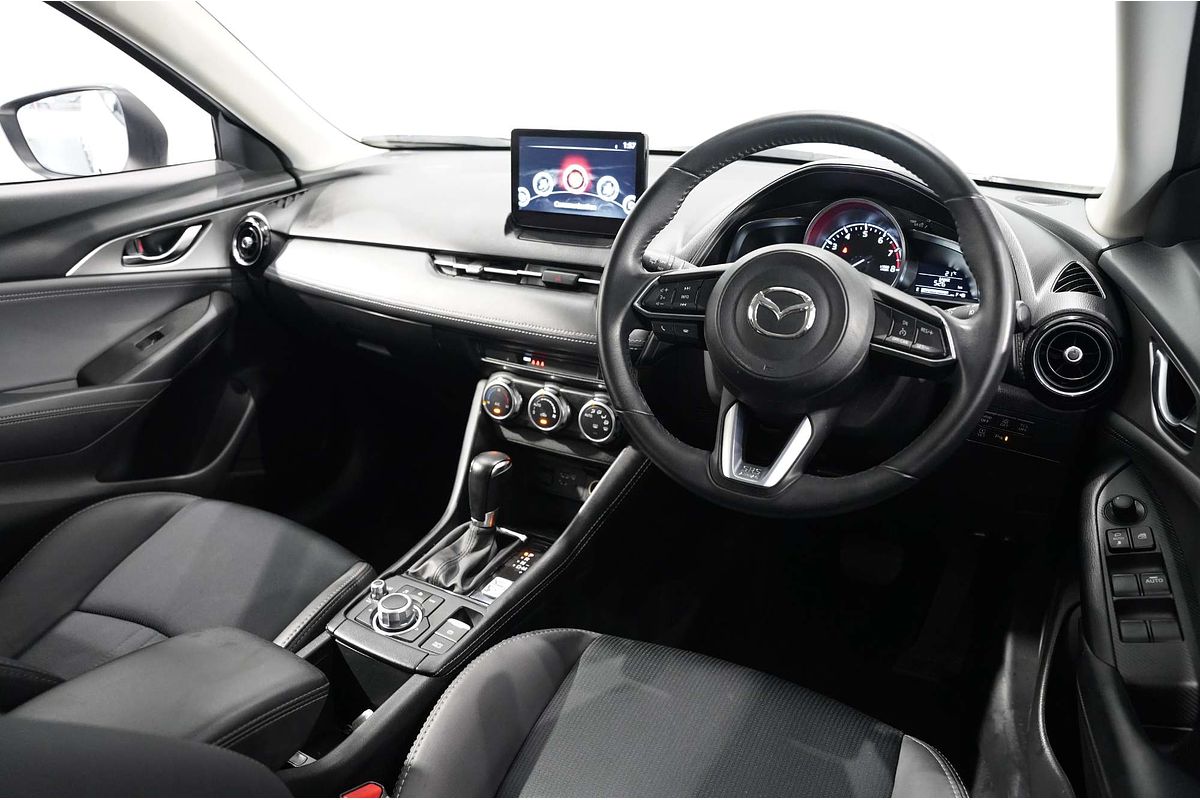 2023 Mazda CX-3 sTouring DK