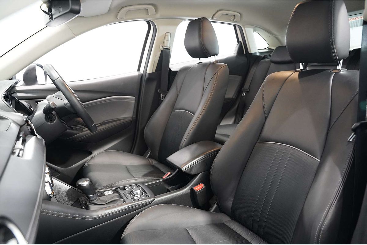 2023 Mazda CX-3 sTouring DK