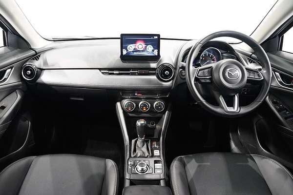 2023 Mazda CX-3 sTouring DK