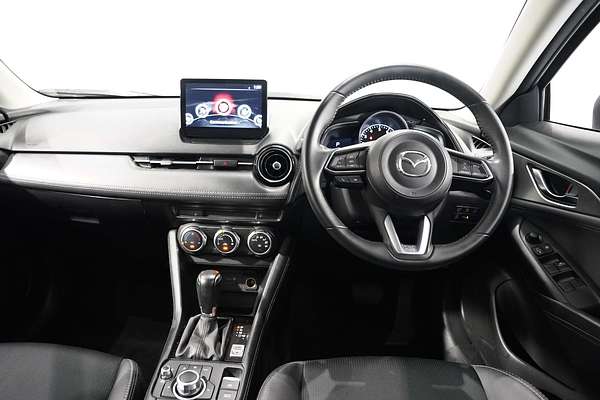 2023 Mazda CX-3 sTouring DK