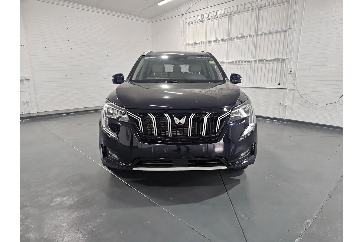 2025 Mahindra XUV700 AX7L