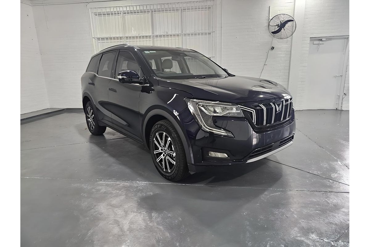 2025 Mahindra XUV700 AX7L