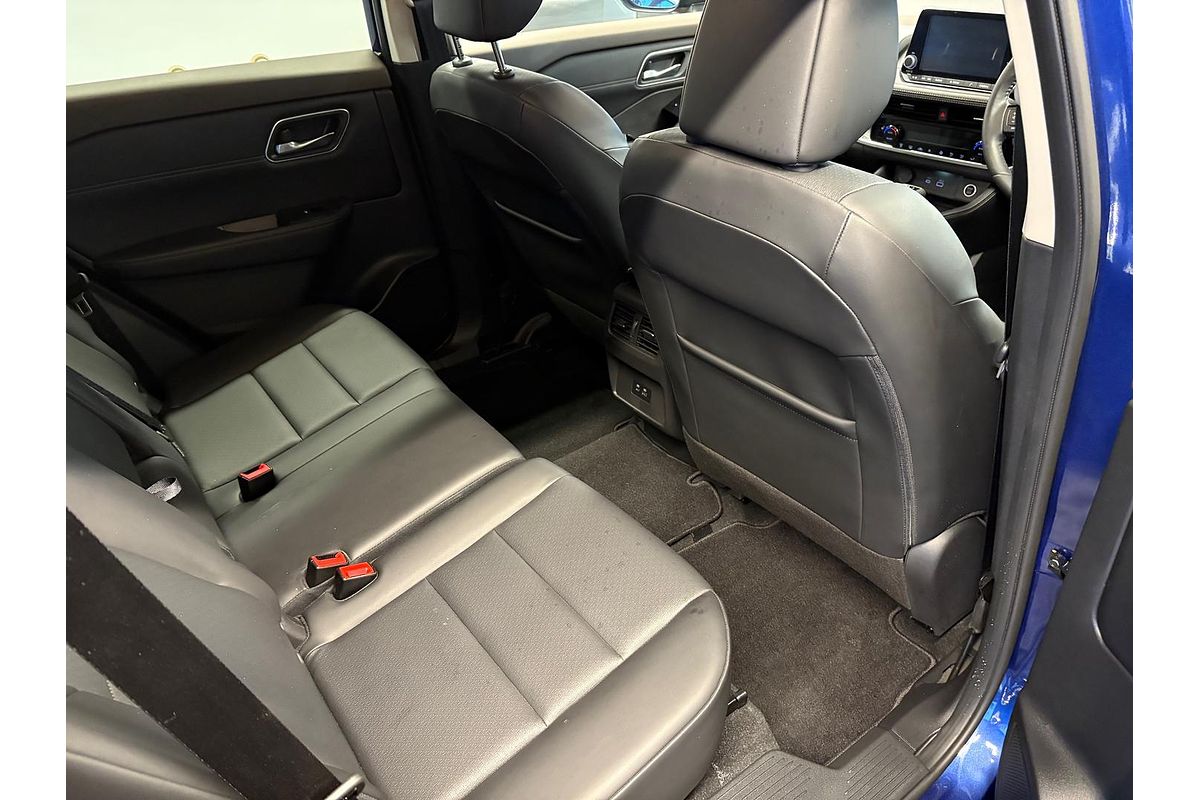 2024 Nissan X-TRAIL ST-L T33