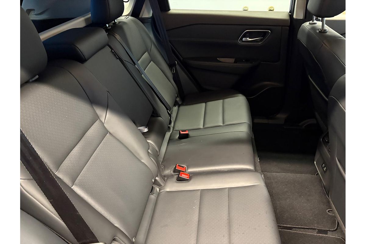 2024 Nissan X-TRAIL ST-L T33