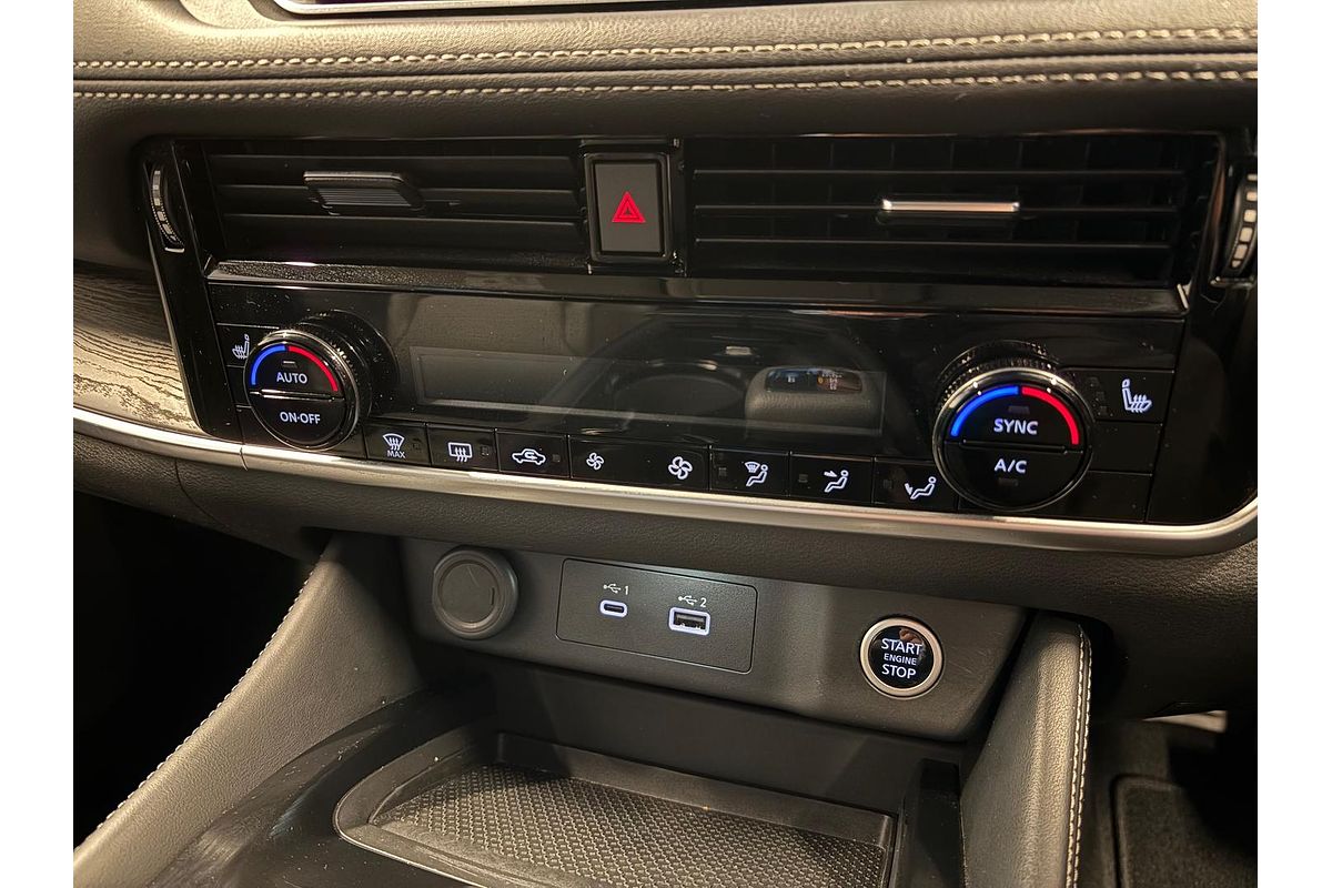 2024 Nissan X-TRAIL ST-L T33