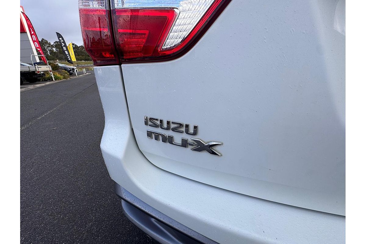 2017 Isuzu MU-X LS-U