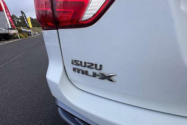 2017 Isuzu MU-X LS-U