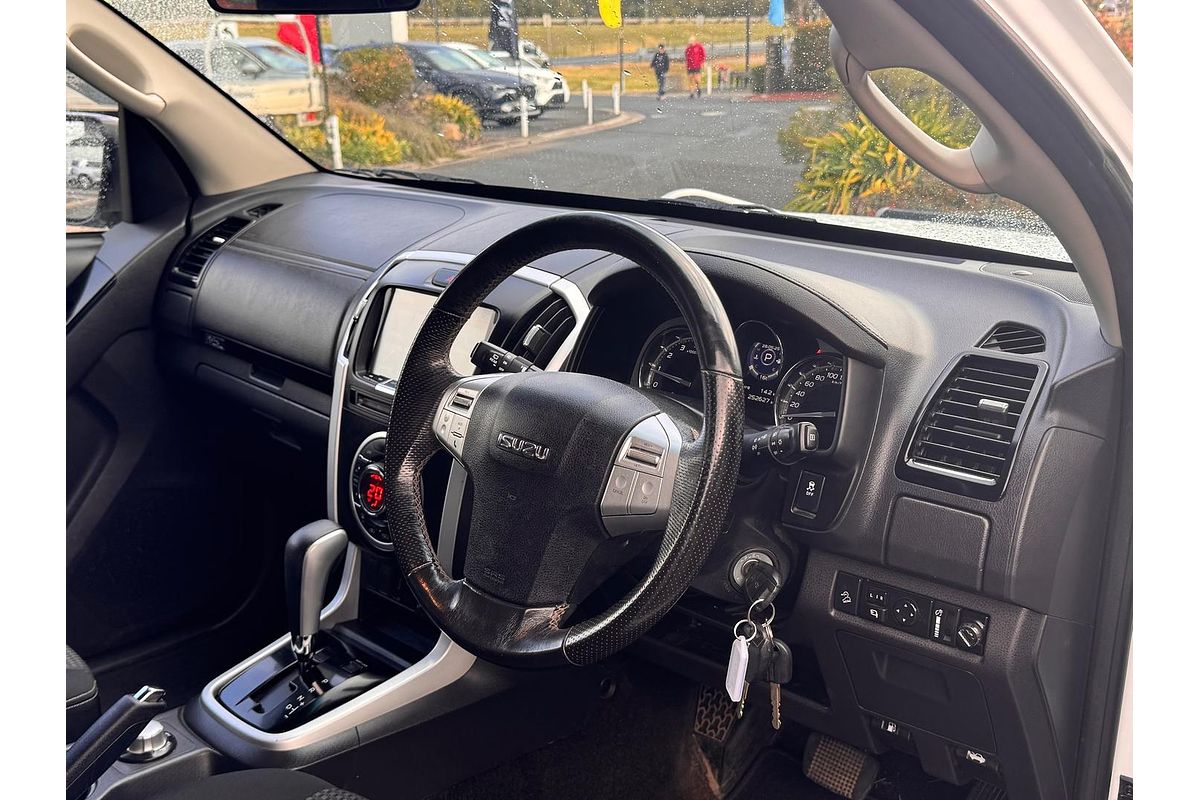 2017 Isuzu MU-X LS-U