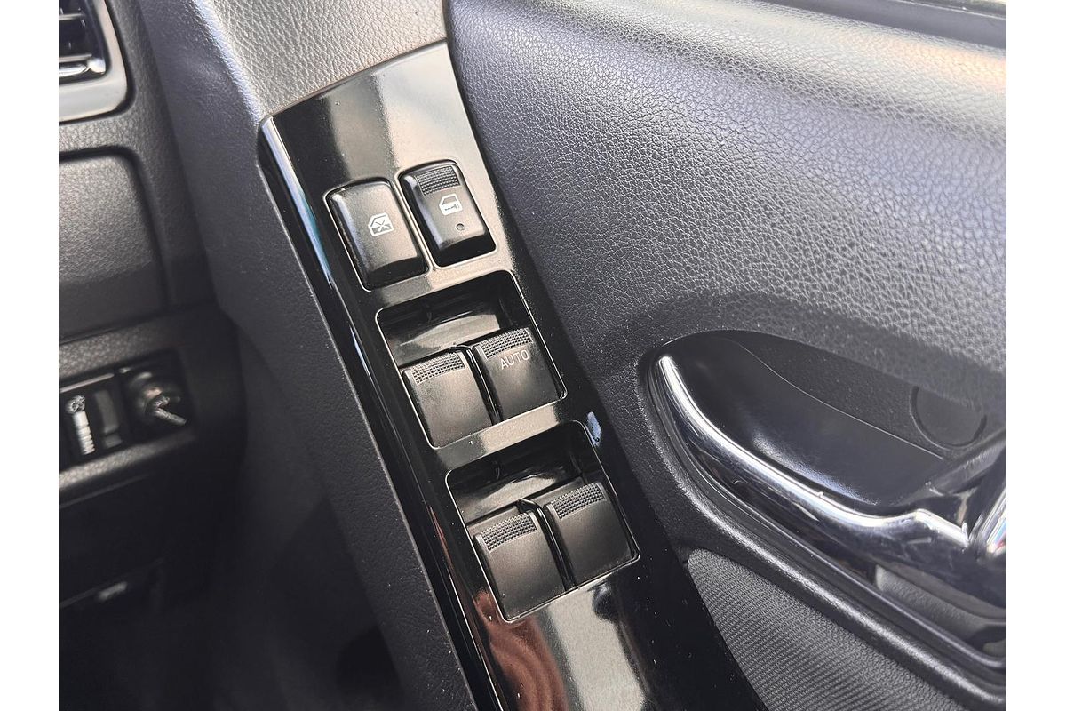 2017 Isuzu MU-X LS-U