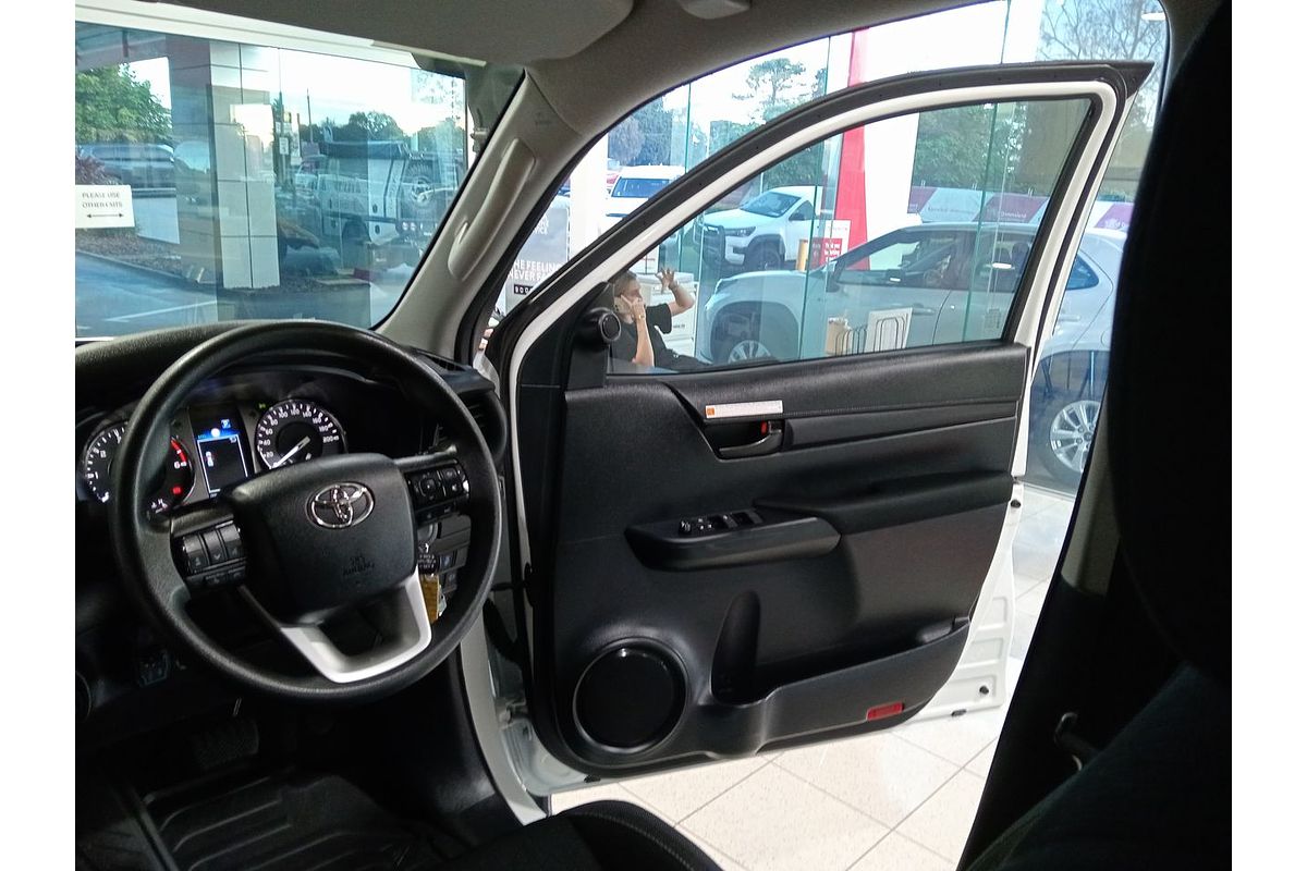 2022 Toyota Hilux SR GUN126R 4X4