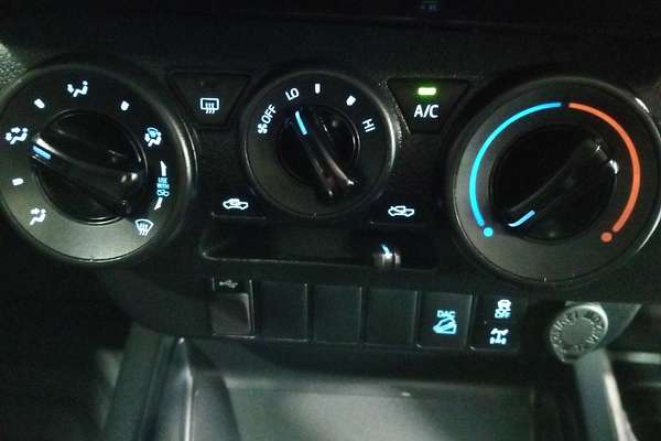 2022 Toyota Hilux SR GUN126R 4X4