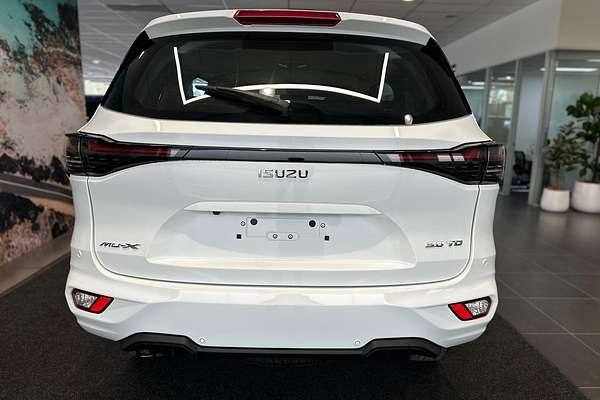 2025 Isuzu MU-X LS-M