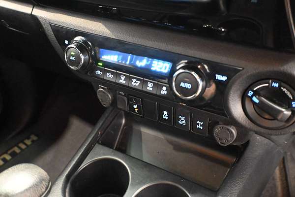 2019 Toyota Hilux Rogue GUN126R 4X4