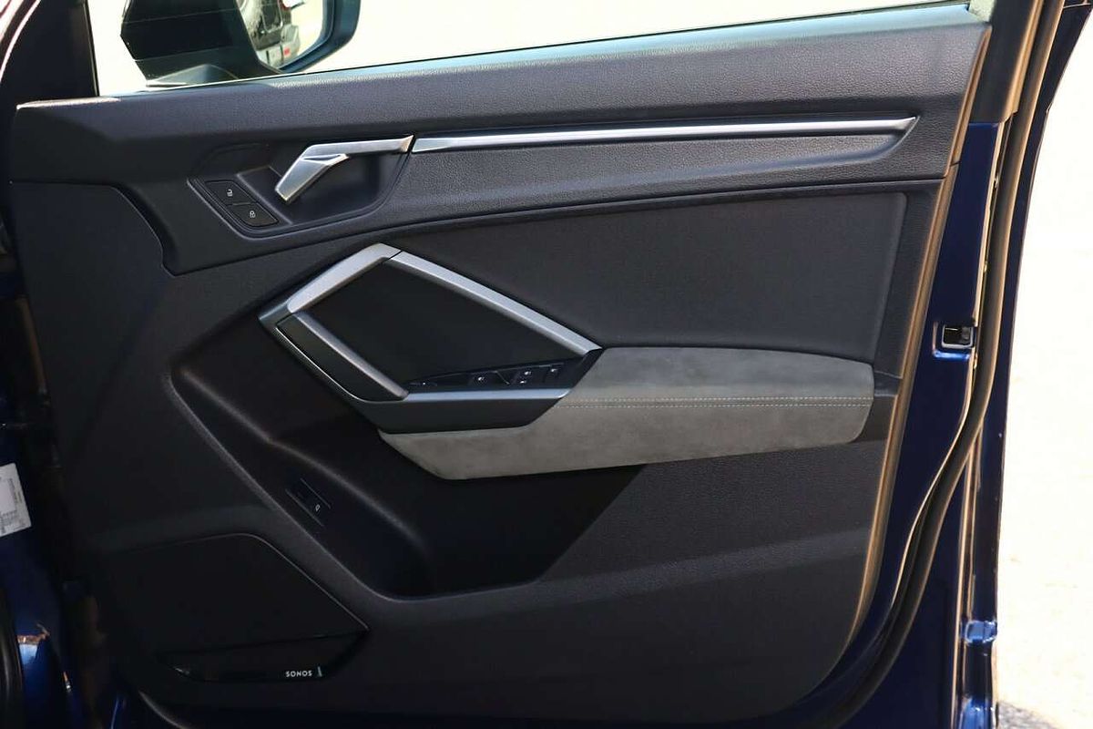 2022 Audi Q3 40 TFSI S line F3
