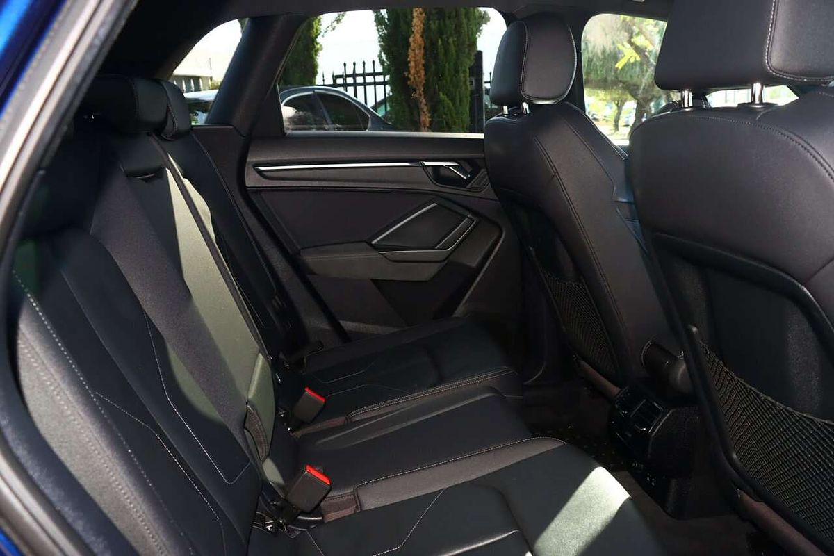 2022 Audi Q3 40 TFSI S line F3
