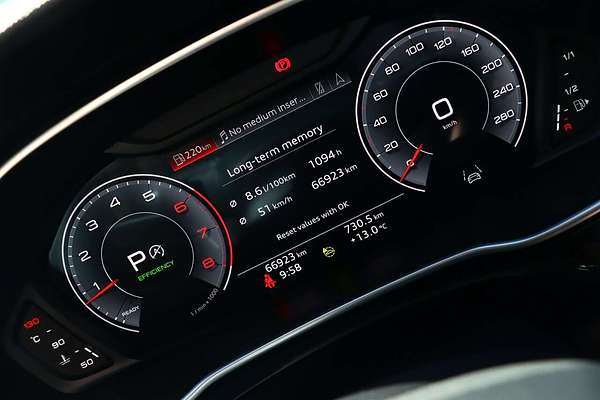 2022 Audi Q3 40 TFSI S line F3