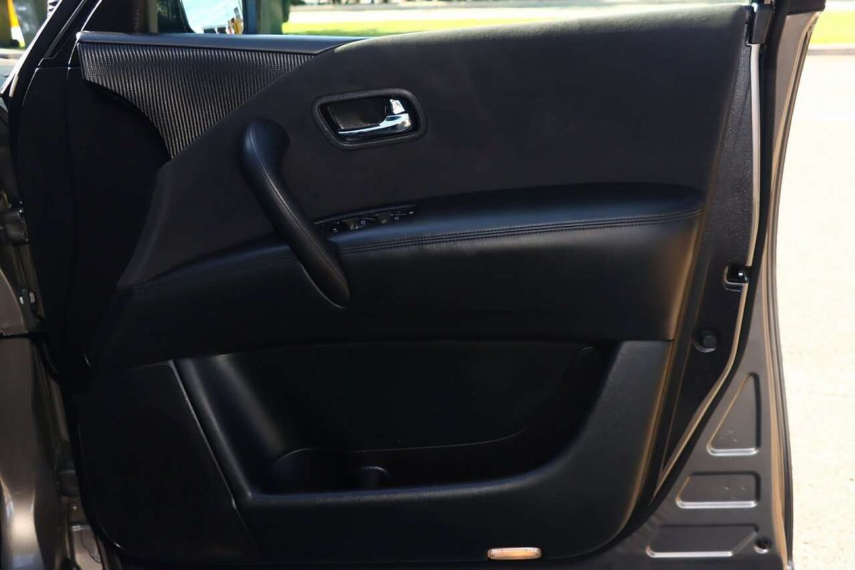 2013 Nissan Patrol ST-L Y62
