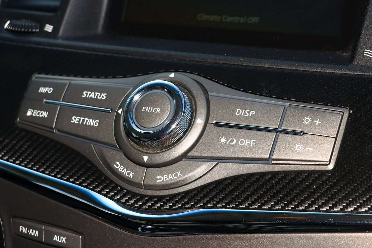 2013 Nissan Patrol ST-L Y62