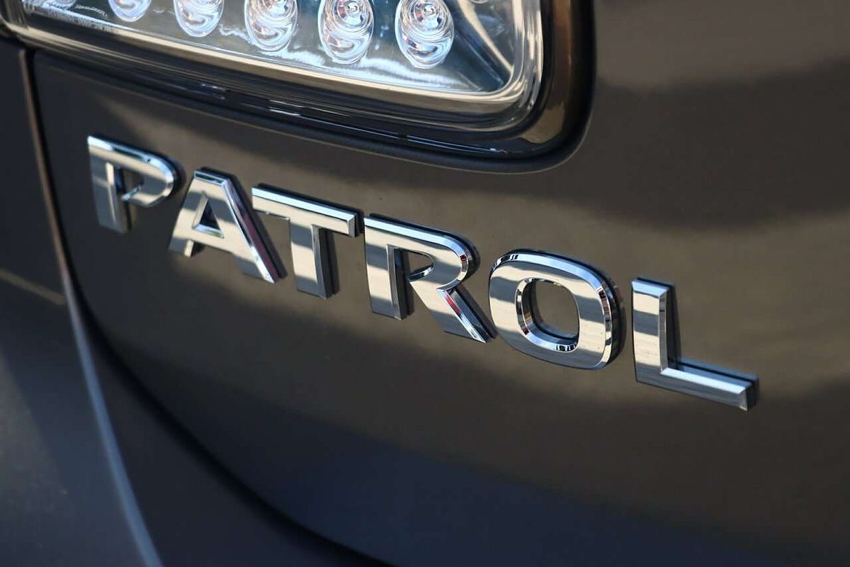 2013 Nissan Patrol ST-L Y62