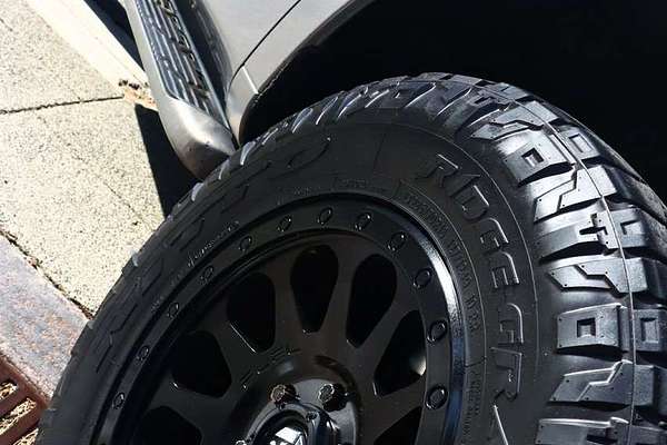 2013 Nissan Patrol ST-L Y62