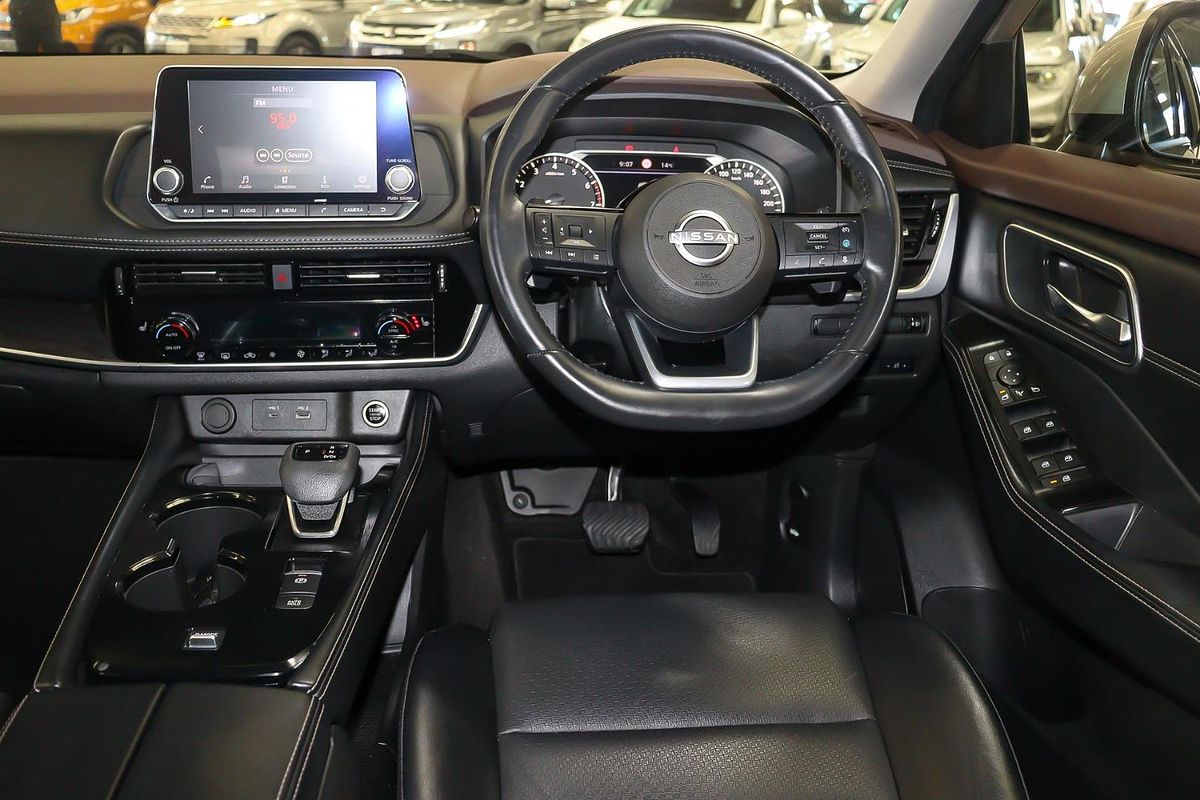 2023 Nissan X-TRAIL ST-L T33