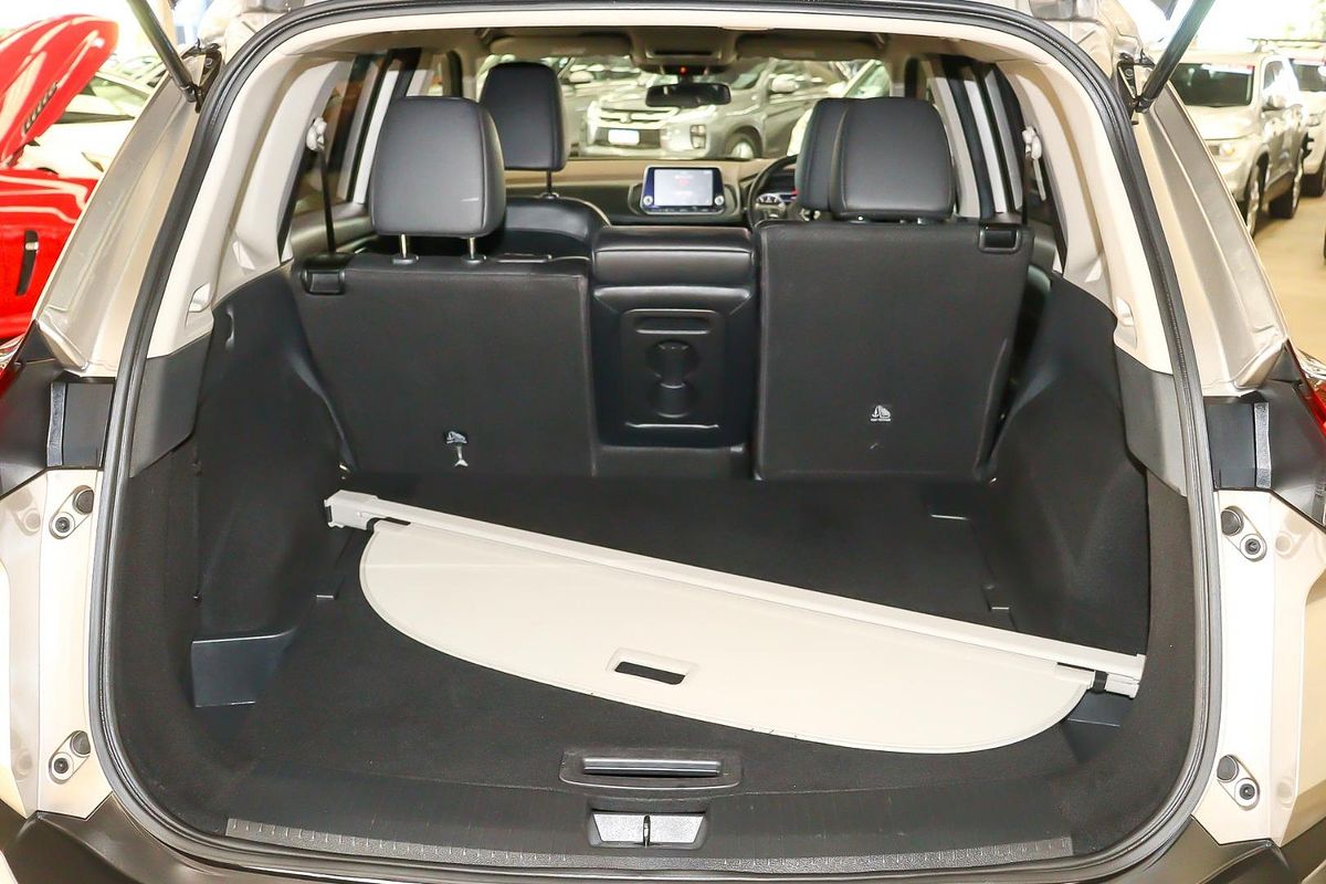 2023 Nissan X-TRAIL ST-L T33