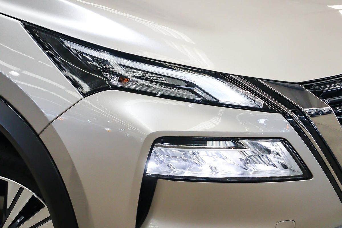 2023 Nissan X-TRAIL ST-L T33