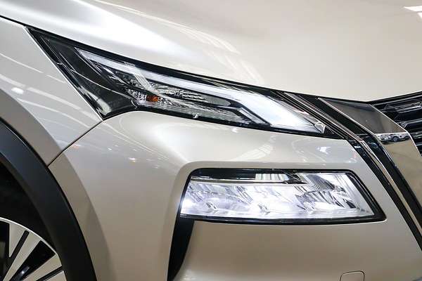 2023 Nissan X-TRAIL ST-L T33