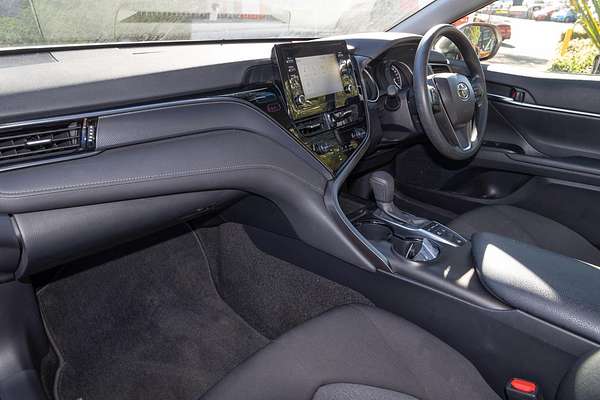 2024 Toyota Camry Ascent AXVH70R