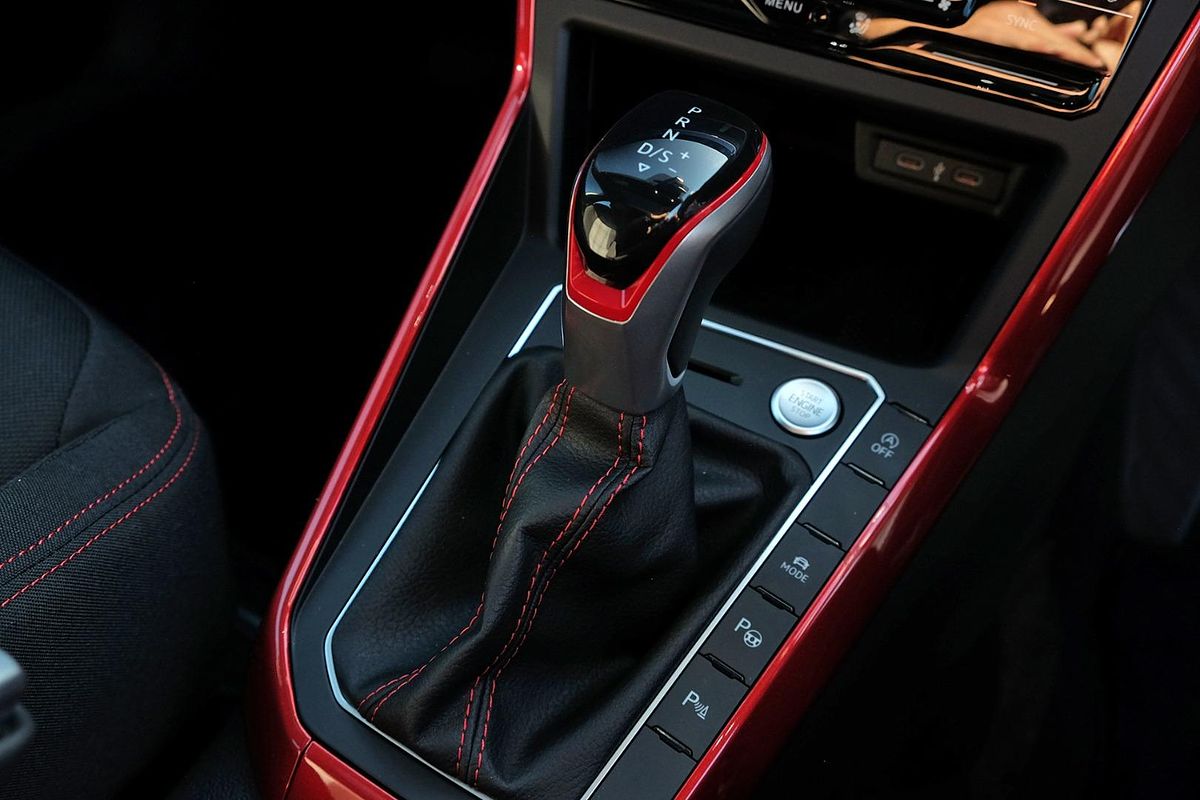 2025 Volkswagen Polo GTI AE