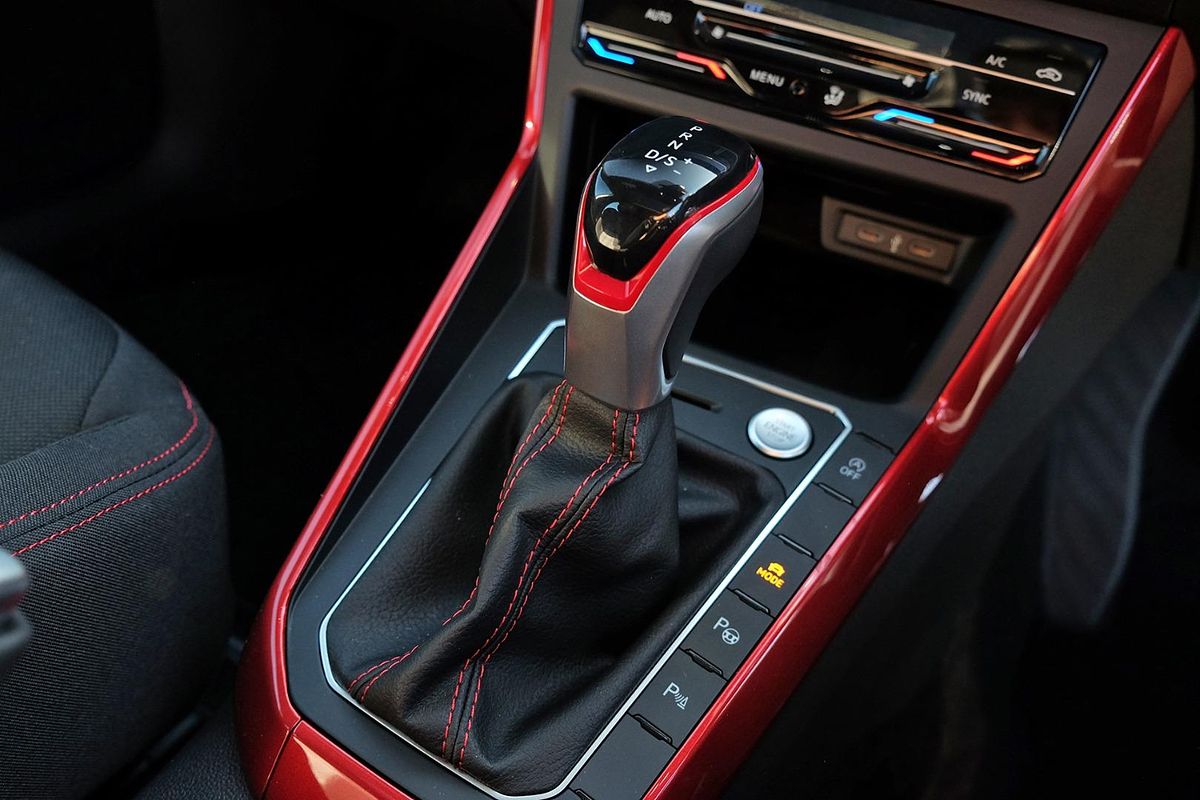 2025 Volkswagen Polo GTI AE