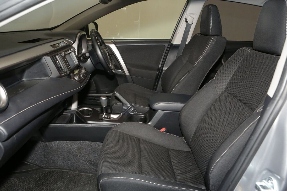 2018 Toyota RAV4 GXL ASA44R
