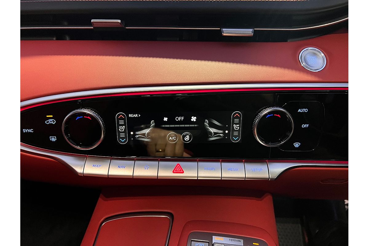 2024 Genesis GV70 2.5T AWD JK.V2