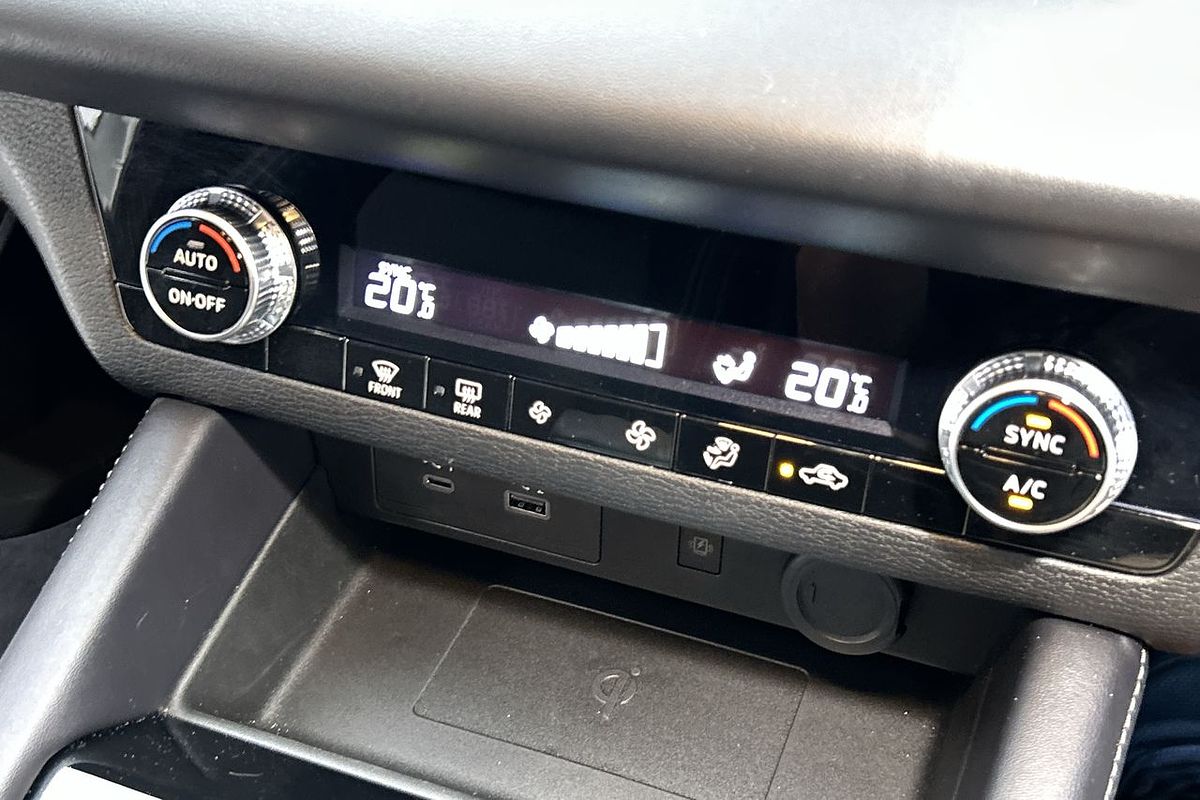2024 Mitsubishi Outlander LS ZM
