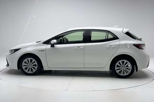 2022 Toyota Corolla Ascent Sport Hybrid ZWE219R