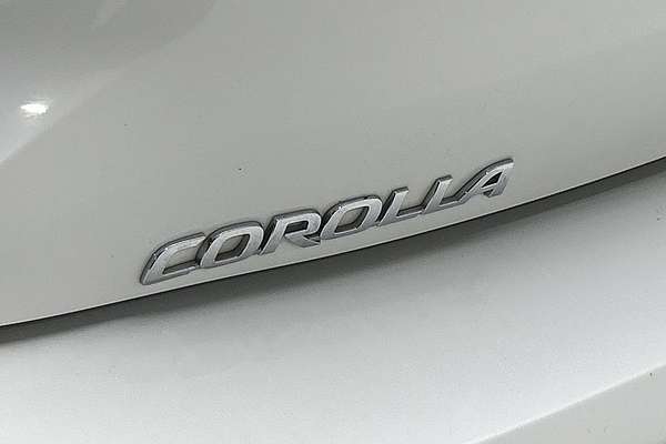 2022 Toyota Corolla Ascent Sport Hybrid ZWE219R