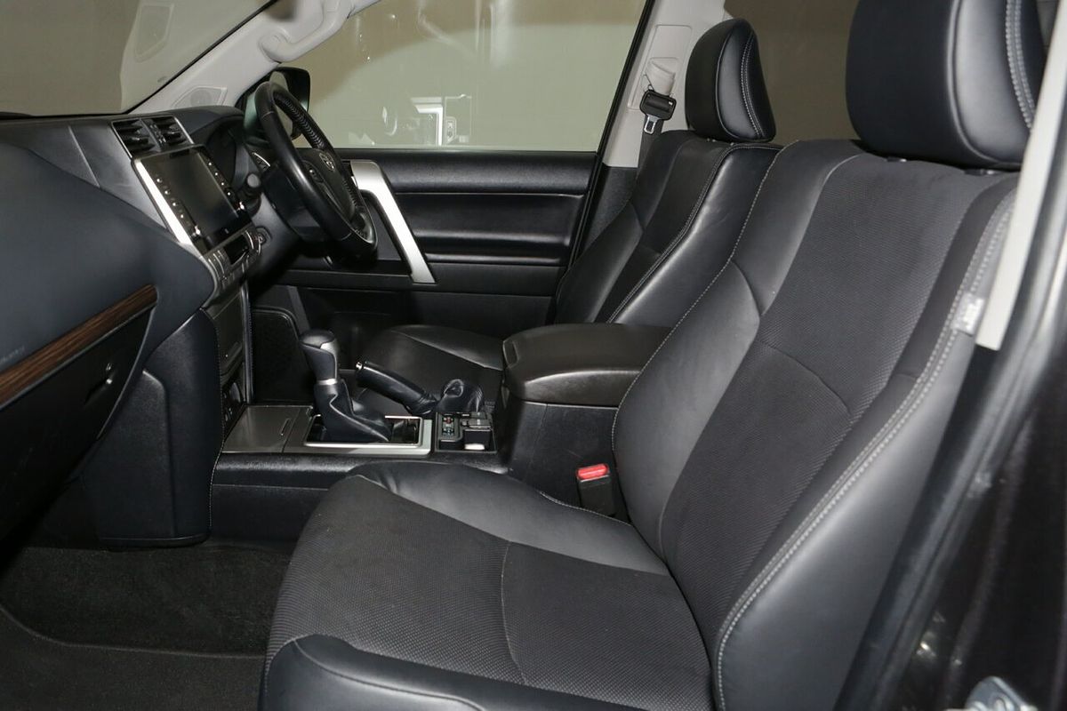 2023 Toyota Landcruiser Prado VX GDJ150R
