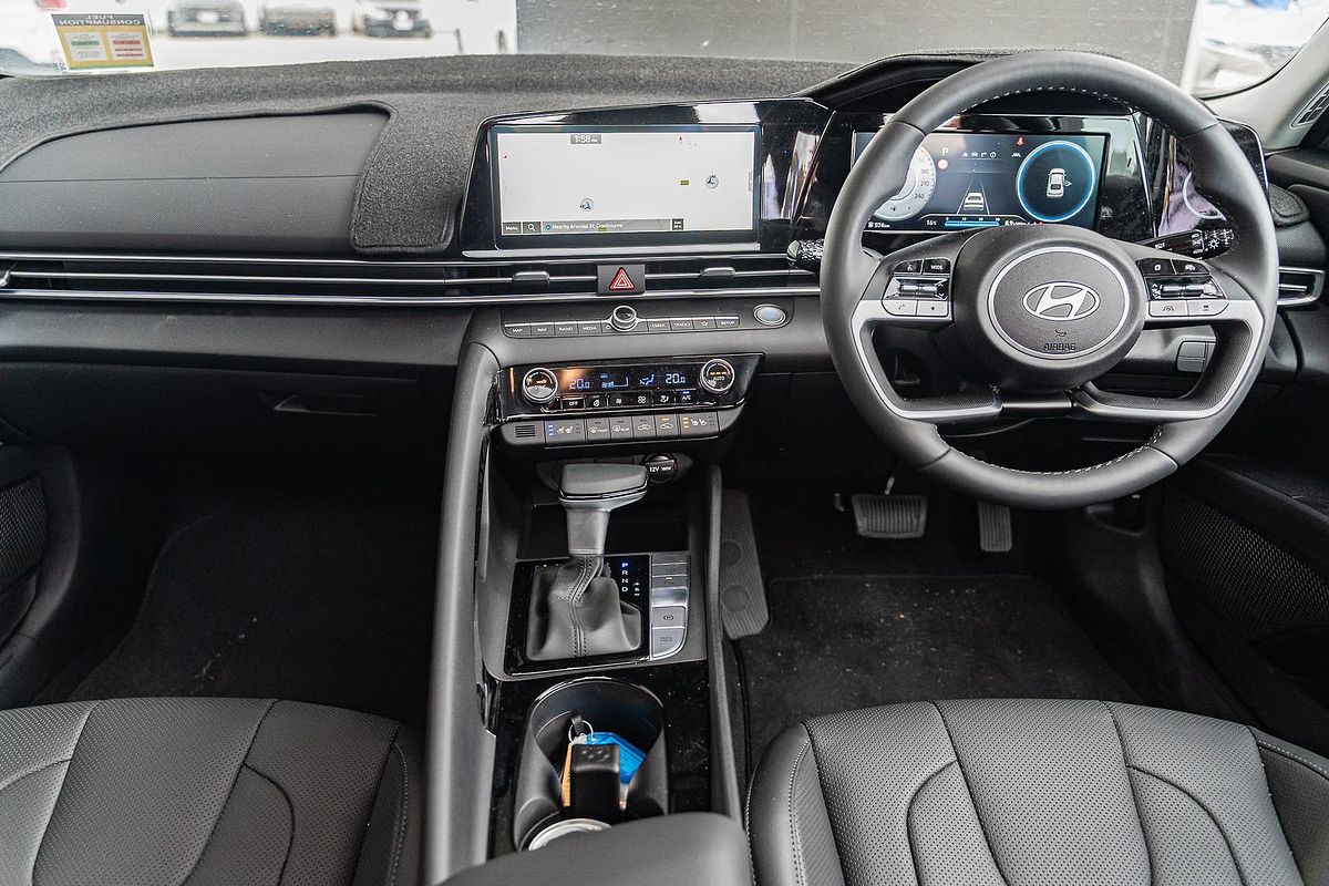 2025 Hyundai i30 Premium CN7.V2