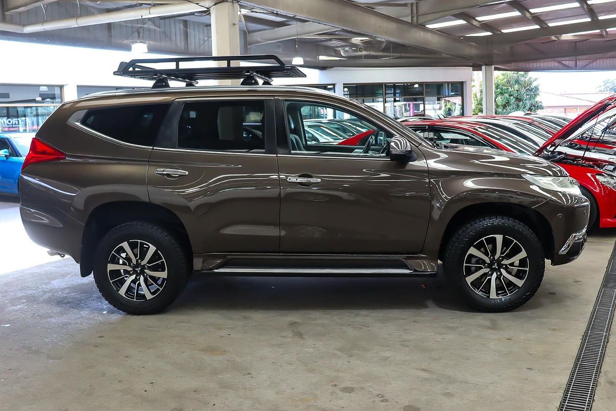 2017 Mitsubishi Pajero Sport Exceed QE