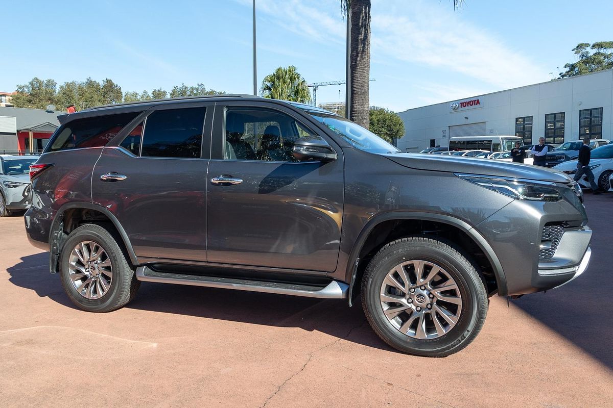 2024 Toyota Fortuner Crusade GUN156R