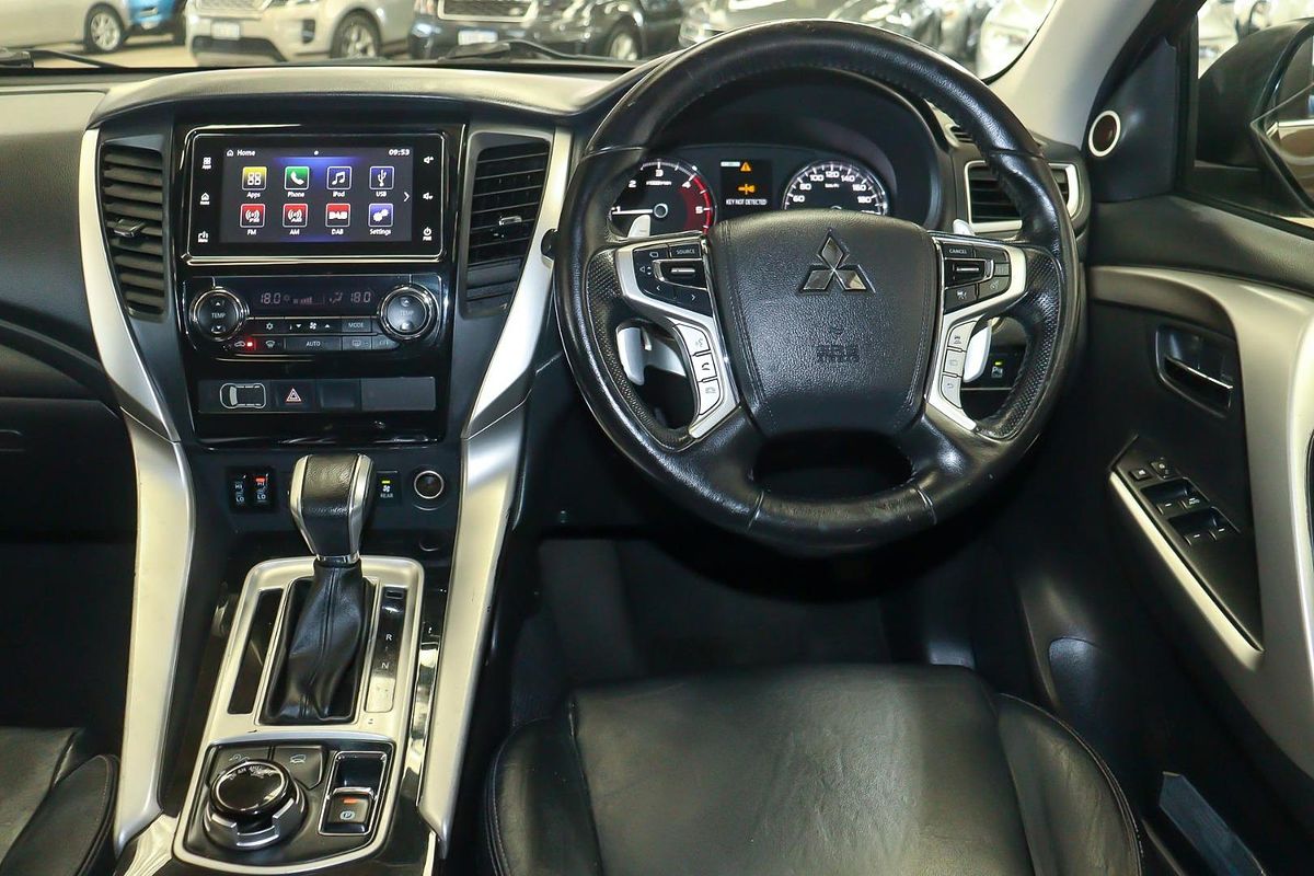 2017 Mitsubishi Pajero Sport Exceed QE