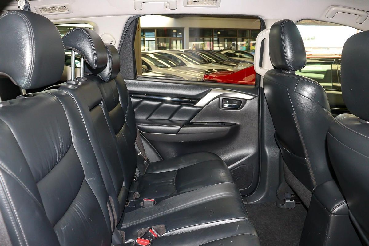 2017 Mitsubishi Pajero Sport Exceed QE