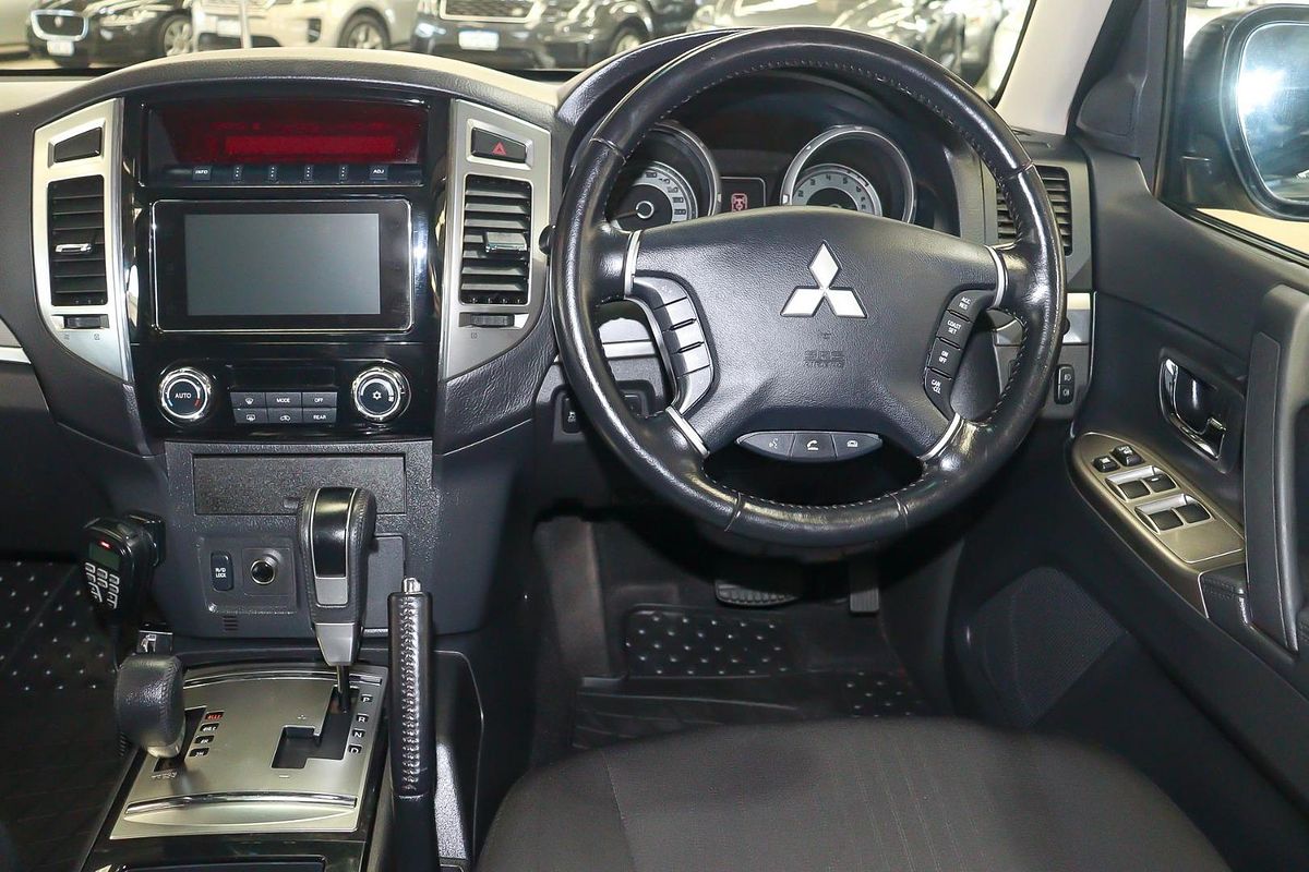 2019 Mitsubishi Pajero GLX NX