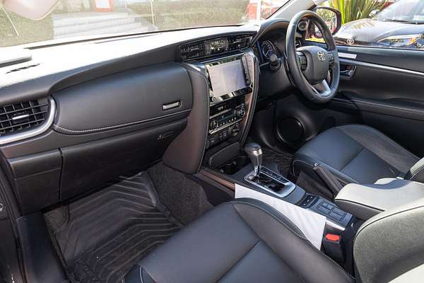 2024 Toyota Fortuner Crusade GUN156R