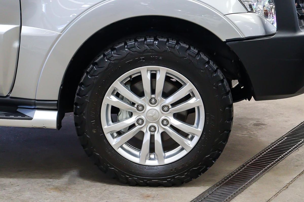 2019 Mitsubishi Pajero GLX NX