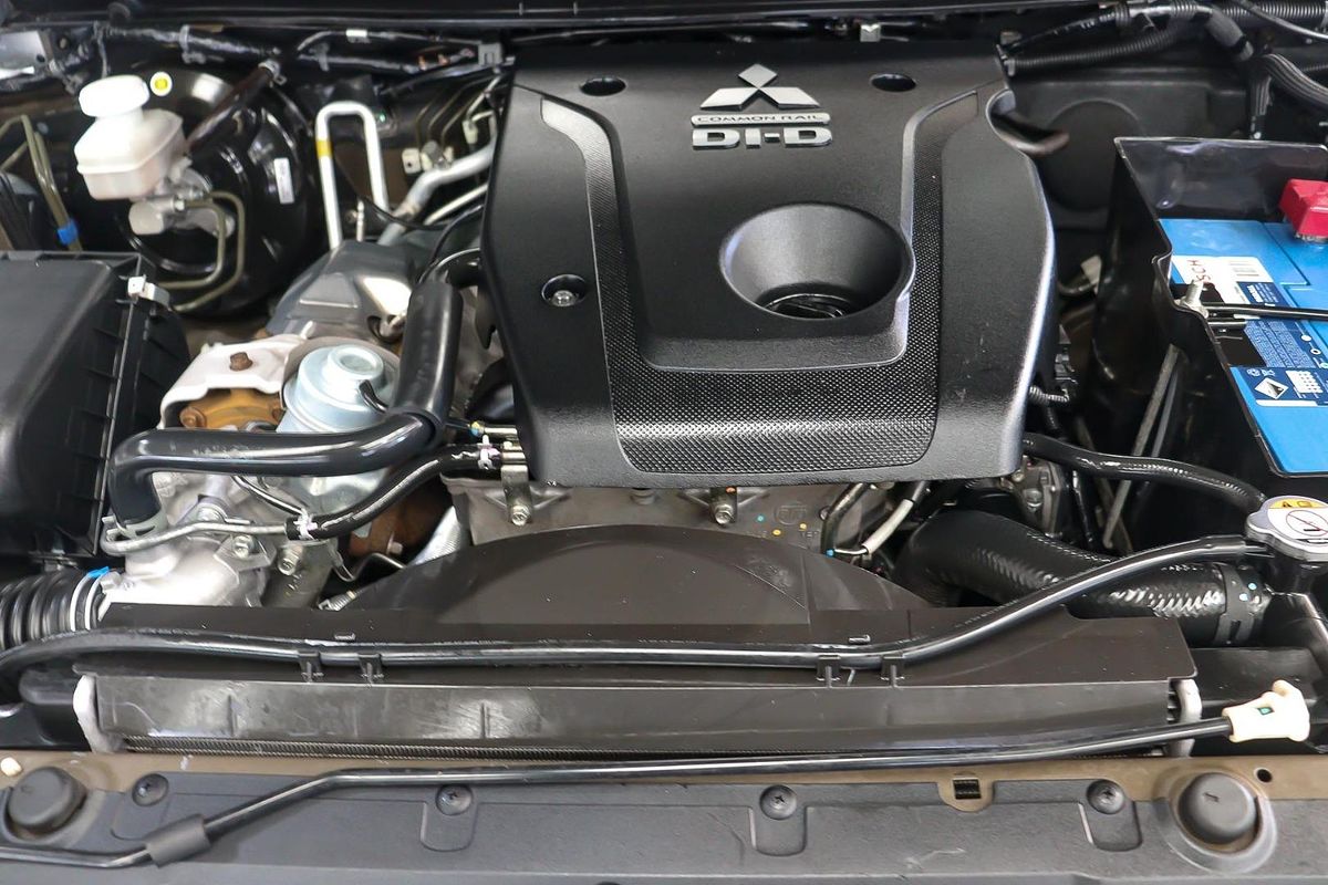 2017 Mitsubishi Pajero Sport Exceed QE