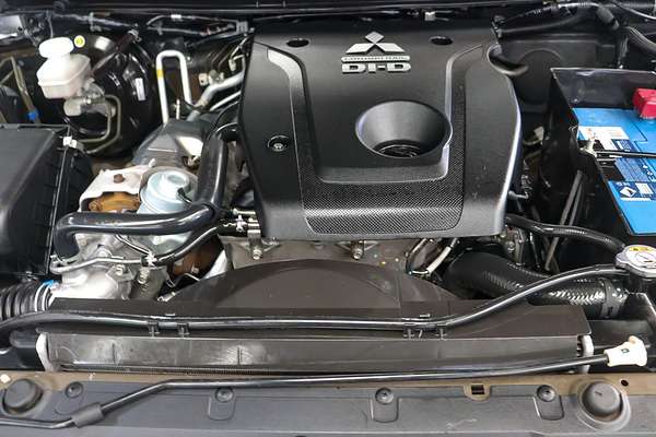 2017 Mitsubishi Pajero Sport Exceed QE