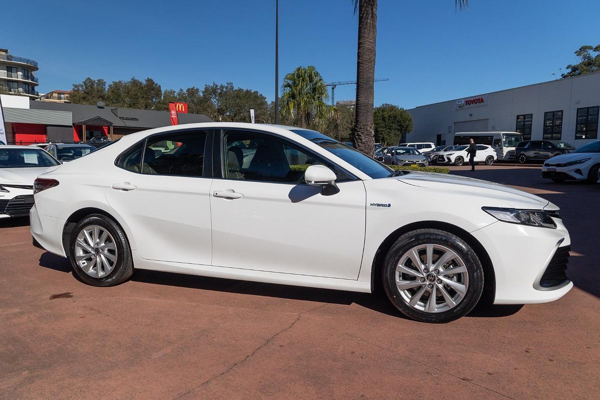 2022 Toyota Camry Ascent AXVH70R