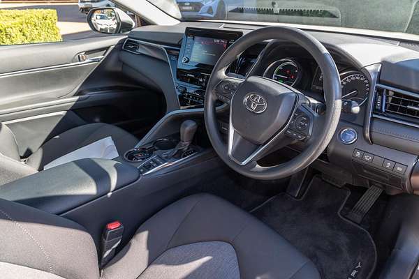 2022 Toyota Camry Ascent AXVH70R